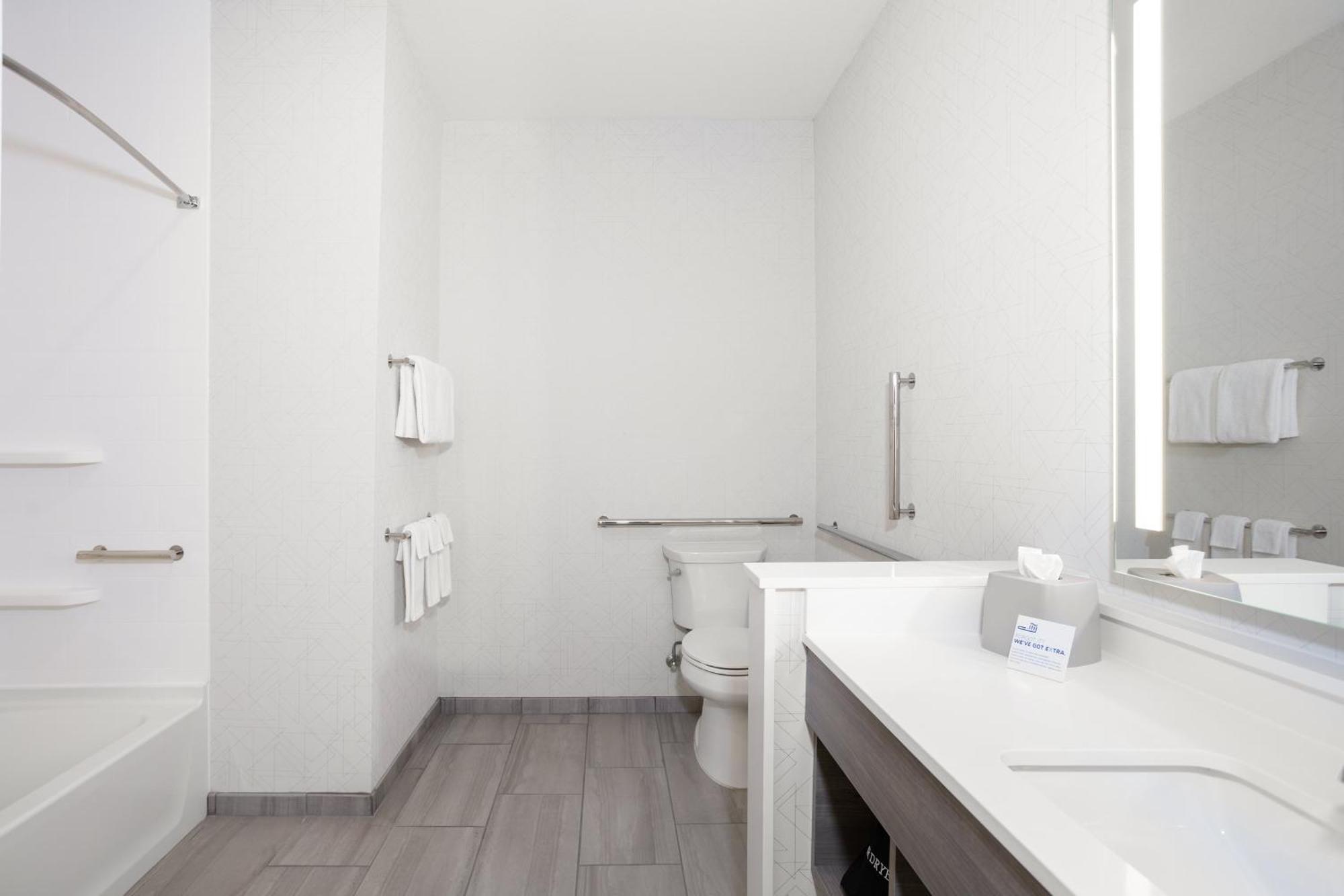 Holiday Inn Express & Suites Dyersburg By Ihg Dış mekan fotoğraf