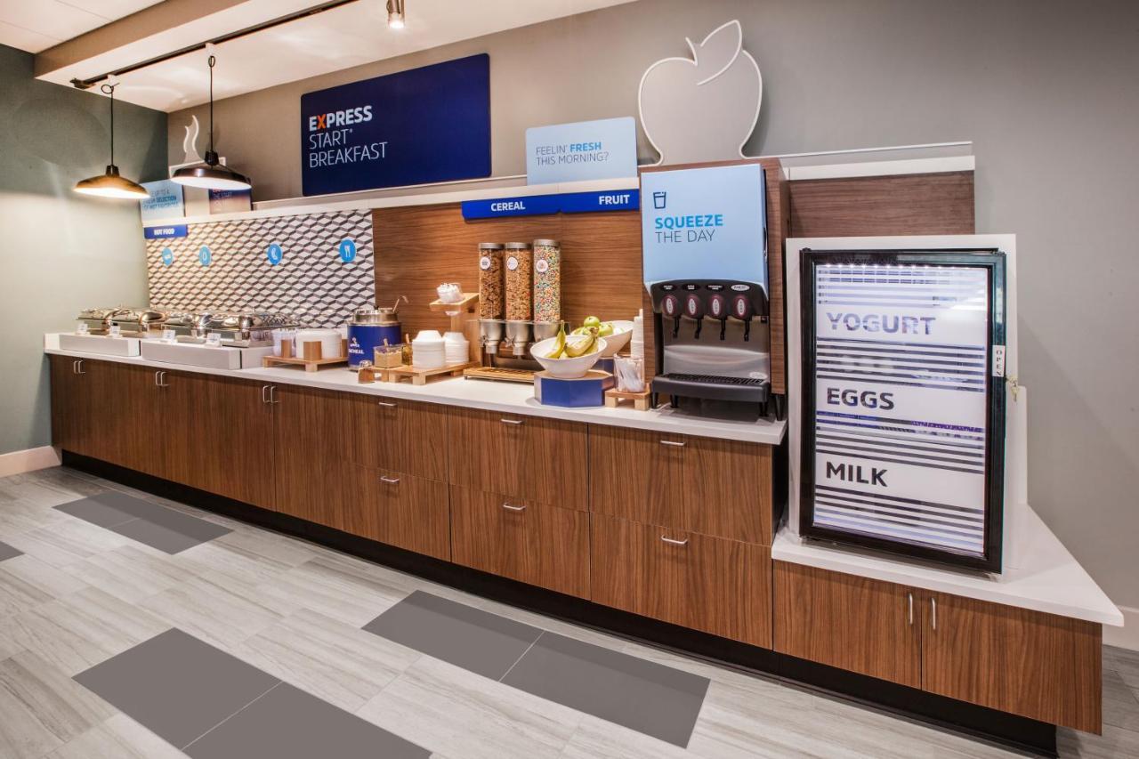Holiday Inn Express & Suites Dyersburg By Ihg Dış mekan fotoğraf